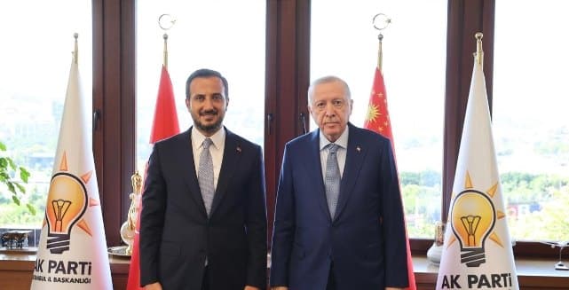 Erdoğan AK Parti İstanbul İl Başkanlığı'nı Ziyaret Etti