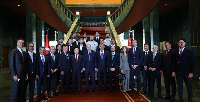 Erdoğan'dan Süper Lig Takımlarına Tebrik ve Mesaj